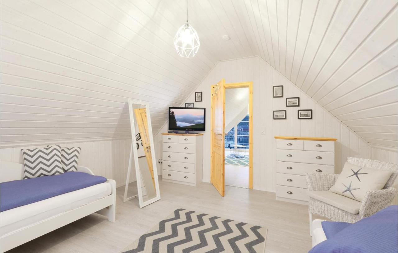 Beautiful Home In Zerpenschleuse With Wifi Εξωτερικό φωτογραφία